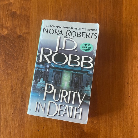 Nora Roberts / JD Robb Purity in Death” - Picture 1 of 5